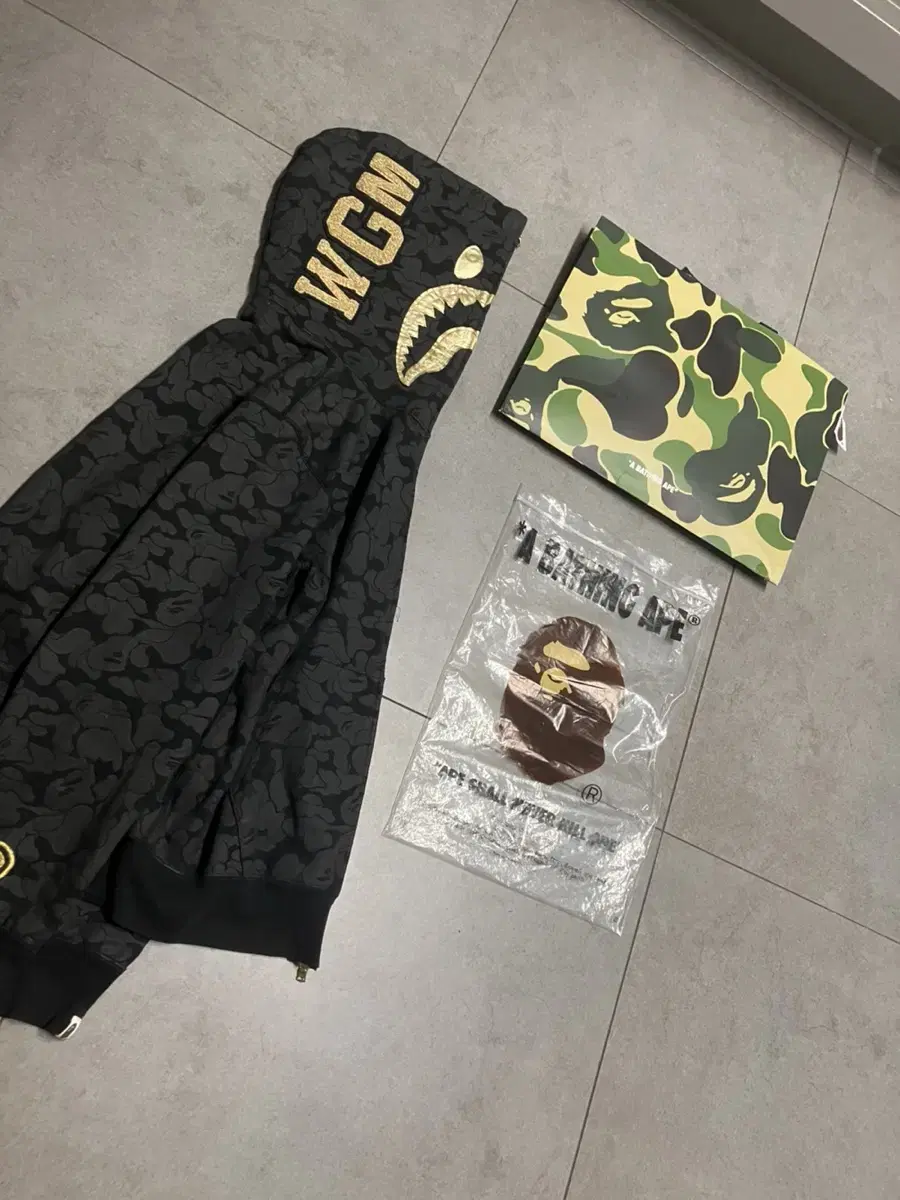 베이프 solid camo 후드집업